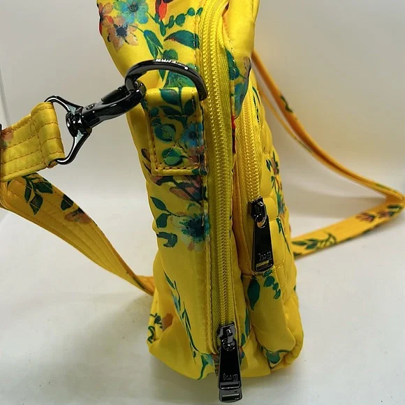 Lug Ranger Yellow Floral Quilted Crossbody Bag & Wristlet Purse Bag 🌼🌼 - Picture 7 of 11